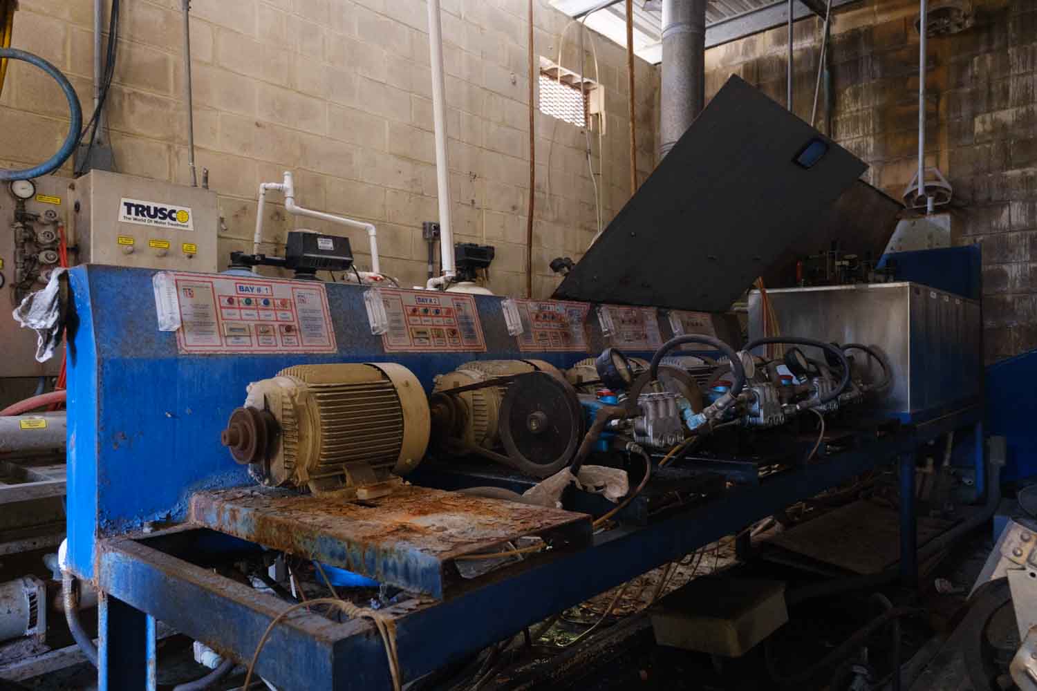 Car Wash Crushing AAA Service Company