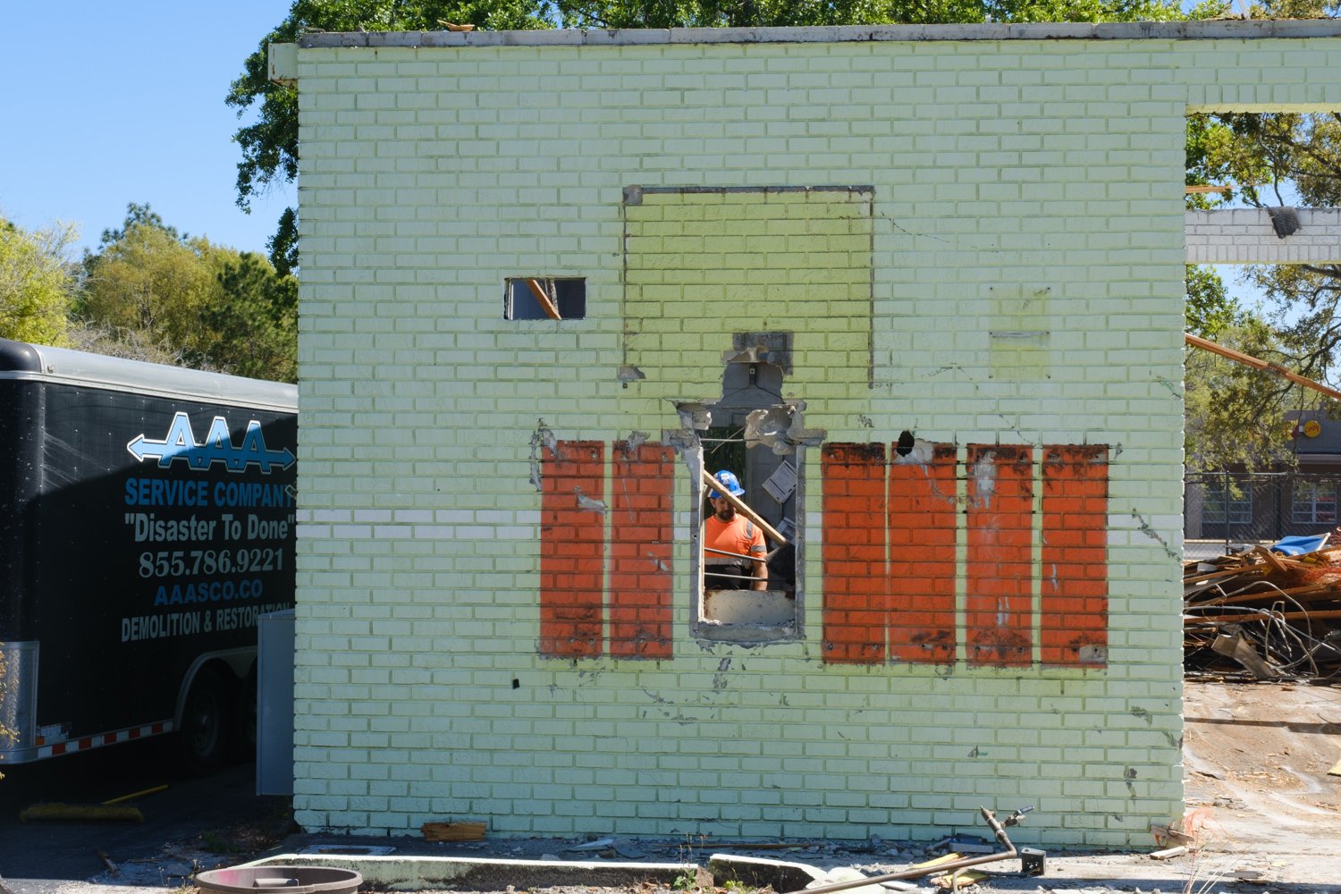 Demolishing the Hutchinson Car Wash AAA Service Company